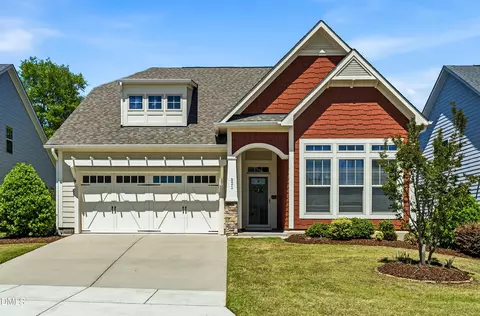 821 Traditions Ridge Dr, Wake Forest, NC 27587