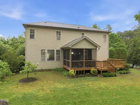 Exterior - 162 Gathering Pl, Durham, NC 27713 photo 8 of 12