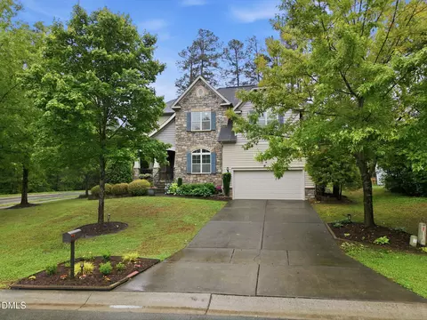 Exterior - 162 Gathering Pl, Durham, NC 27713 photo 11 of 12