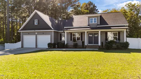 255 Ravens Row Dr, Benson, NC 27504