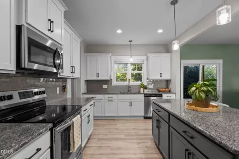 Kitchen - 255 Ravens Row Dr, Benson, NC 27504 photo 4 of 4