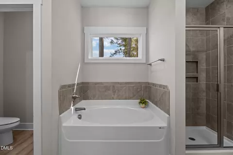 Bath - 255 Ravens Row Dr, Benson, NC 27504 photo 1 of 5