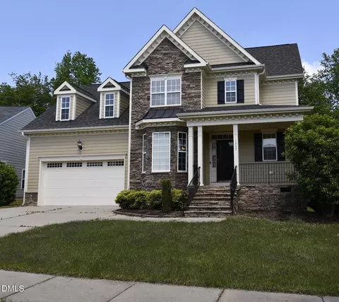 1337 Old Bramble Ln, Fuquay Varina, NC 27526