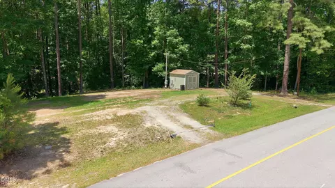 160 Creek Dr, Louisburg, NC 27549