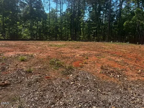 176 Shawnee Dr, Louisburg, NC 27549