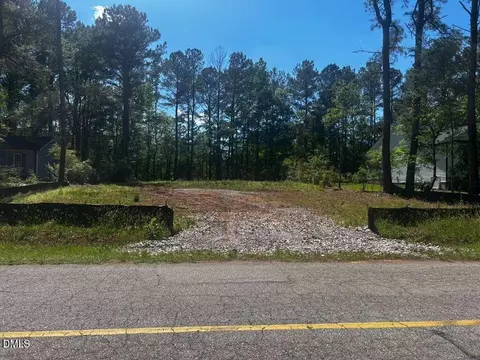 236 Shawnee Dr, Louisburg, NC 27549