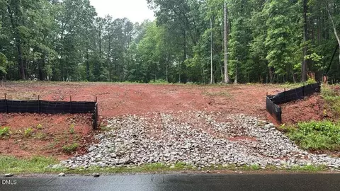 532 Shawnee Dr, Louisburg, NC 27549