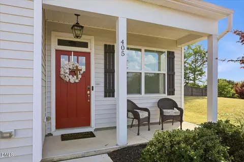 Exterior - 405 Joyner Bluff Dr, Wake Forest, NC 27587 photo 3 of 7