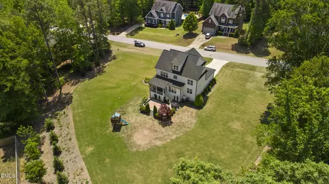 View/Area - 5236 Hartfelt Dr, Garner, NC 27529 photo 6 of 7