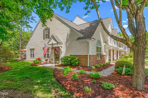850 Creek Crossing Trl, Whitsett, NC 27377