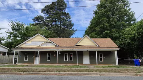 106 S 108 S 2nd St, Mebane, NC 27302
