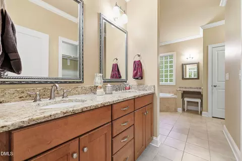 Bath - 3560 Saddle Ridge Rd, Stem, NC 27581 photo 3 of 5