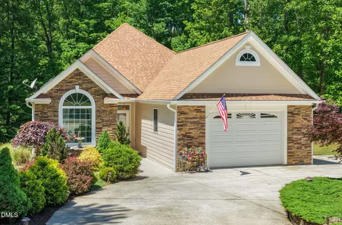 179 Occoneechee Dr, Clarksville, VA 23927