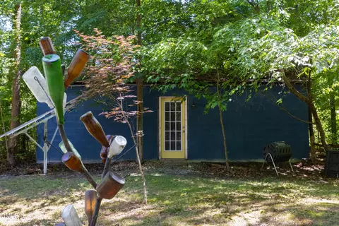 Exterior - 450 Stallings Rd, Durham, NC 27703 photo 6 of 10