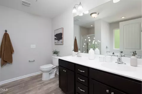 Bath - 450 Stallings Rd, Durham, NC 27703 photo 2 of 6