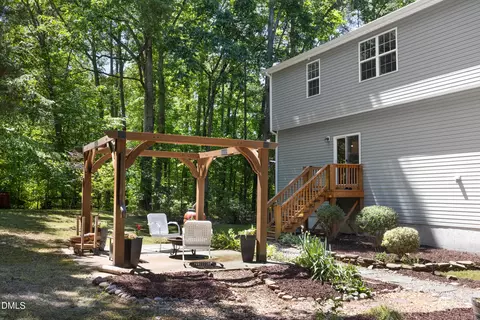 Exterior - 450 Stallings Rd, Durham, NC 27703 photo 4 of 10