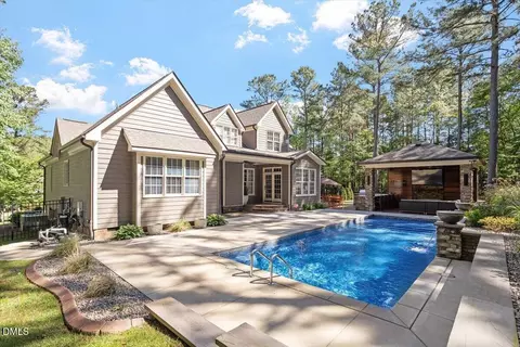 190 River Watch Ln, Youngsville, NC 27596