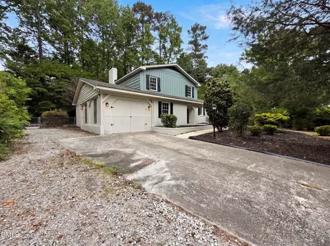 104 Olmstead Ct, Garner, NC 27529