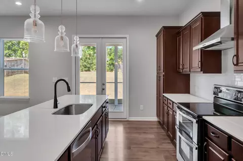 Kitchen - 5406 Ripplebrook Rd, Durham, NC 27712 photo 2 of 4