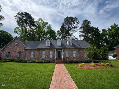 209 Ashmore Ln, Rocky Mount, NC 27804
