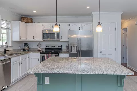 Kitchen - 34 Boylan Ct, Angier, NC 27501 photo 2 of 4