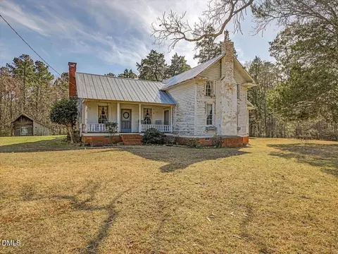 2929 Seaforth Rd, Pittsboro, NC 27312