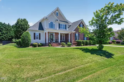 8725 Oregon Inlet Ct, Raleigh, NC 27603