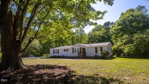 2004 Mesa Ct, Archer Lodge, NC 27527