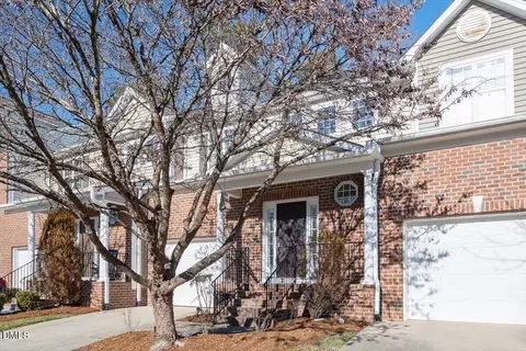 133 Florians Dr, Holly Springs, NC 27540