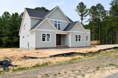 215 Broadleaf Ln, Youngsville, NC 27596