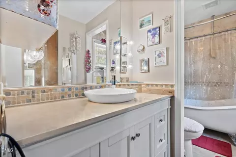Bath - 3550 E Garner Rd, Clayton, NC 27520 photo 5 of 7