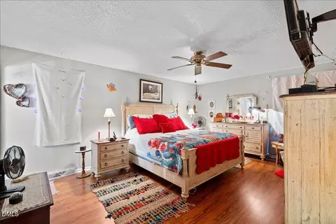 Bedroom - 3550 E Garner Rd, Clayton, NC 27520 photo 3 of 5