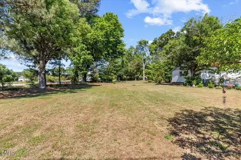Exterior - 3550 E Garner Rd, Clayton, NC 27520 photo 4 of 21