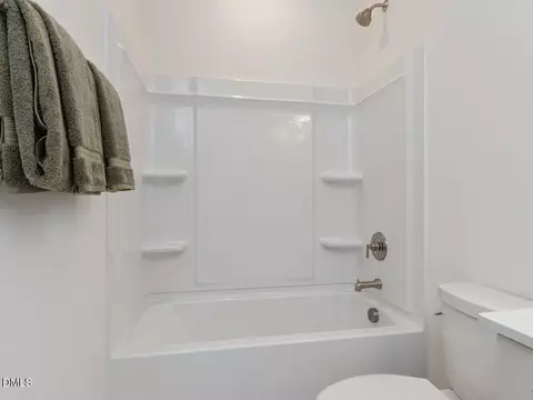 Bath - 1675 Terry Rd, Durham, NC 27712 photo 6 of 6
