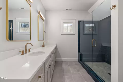 Bath - 596 Hemlock Ave, Durham, NC 27707 photo 3 of 3
