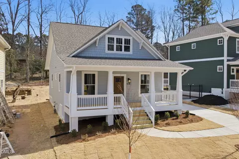 596 Hemlock Ave, Durham, NC 27707