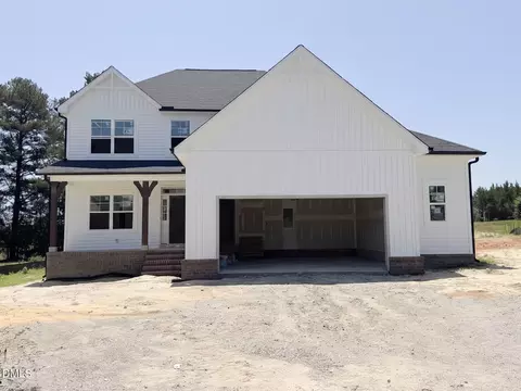 10 Diamond Creek Dr, Zebulon, NC 27597