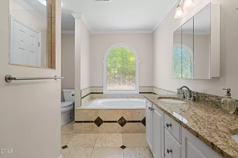 Bath - 3 Danforth Pl, Durham, NC 27712 photo 1 of 6