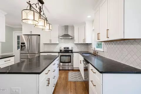 Kitchen - 3 Danforth Pl, Durham, NC 27712 photo 5 of 7