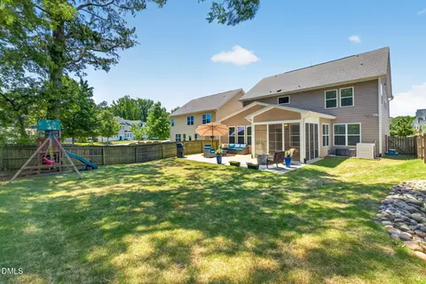 8063 Gilano Dr, Raleigh, NC 27603