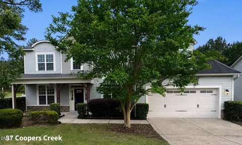87 Coopers Creek Ave, Spring Lake, NC 28390