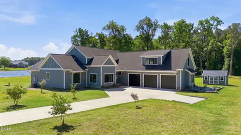 35 S Rippling Ct, Smithfield, NC 27577