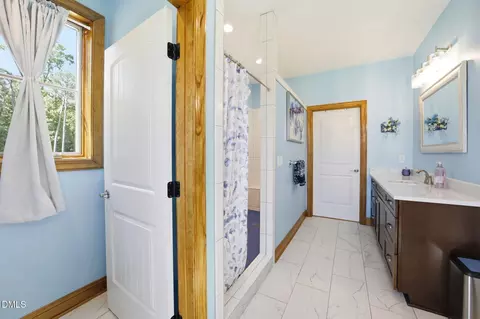 Bath - 35 S Rippling Ct, Smithfield, NC 27577 photo 1 of 8