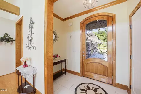 Entry Way - 35 S Rippling Ct, Smithfield, NC 27577 photo 1 of 2