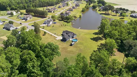 View/Area - 35 S Rippling Ct, Smithfield, NC 27577 photo 3 of 5