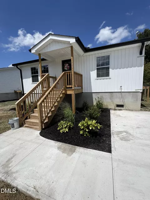 109 Hazel St, Goldsboro, NC 27530