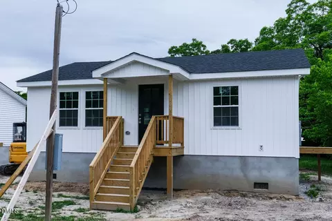 109 Hazel St, Goldsboro, NC 27530