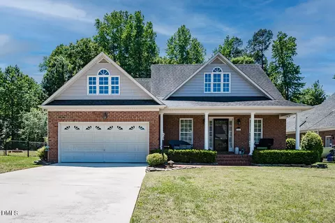 205 Beauregard Ln, Mebane, NC 27302