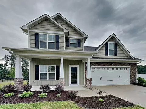 182 Rolling Oaks Ln, Benson, NC 27504