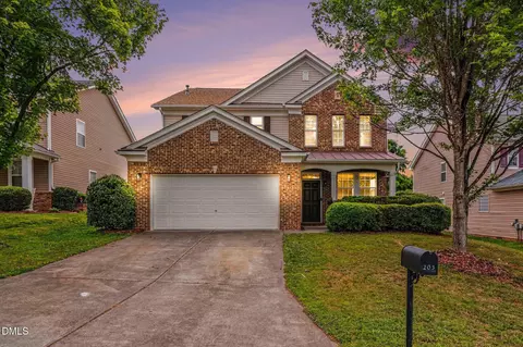 203 Rondelay Dr, Durham, NC 27703
